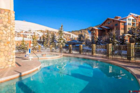 1bd 272 Perfect Location with Pool